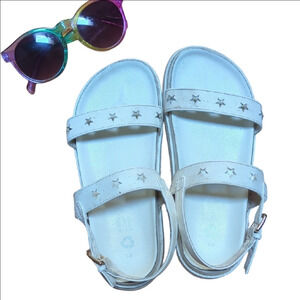 ​🌞BOGO🌞 Gap Kids Size 1-2 White Star Sandals & Rainbow Sunglasses Bundle